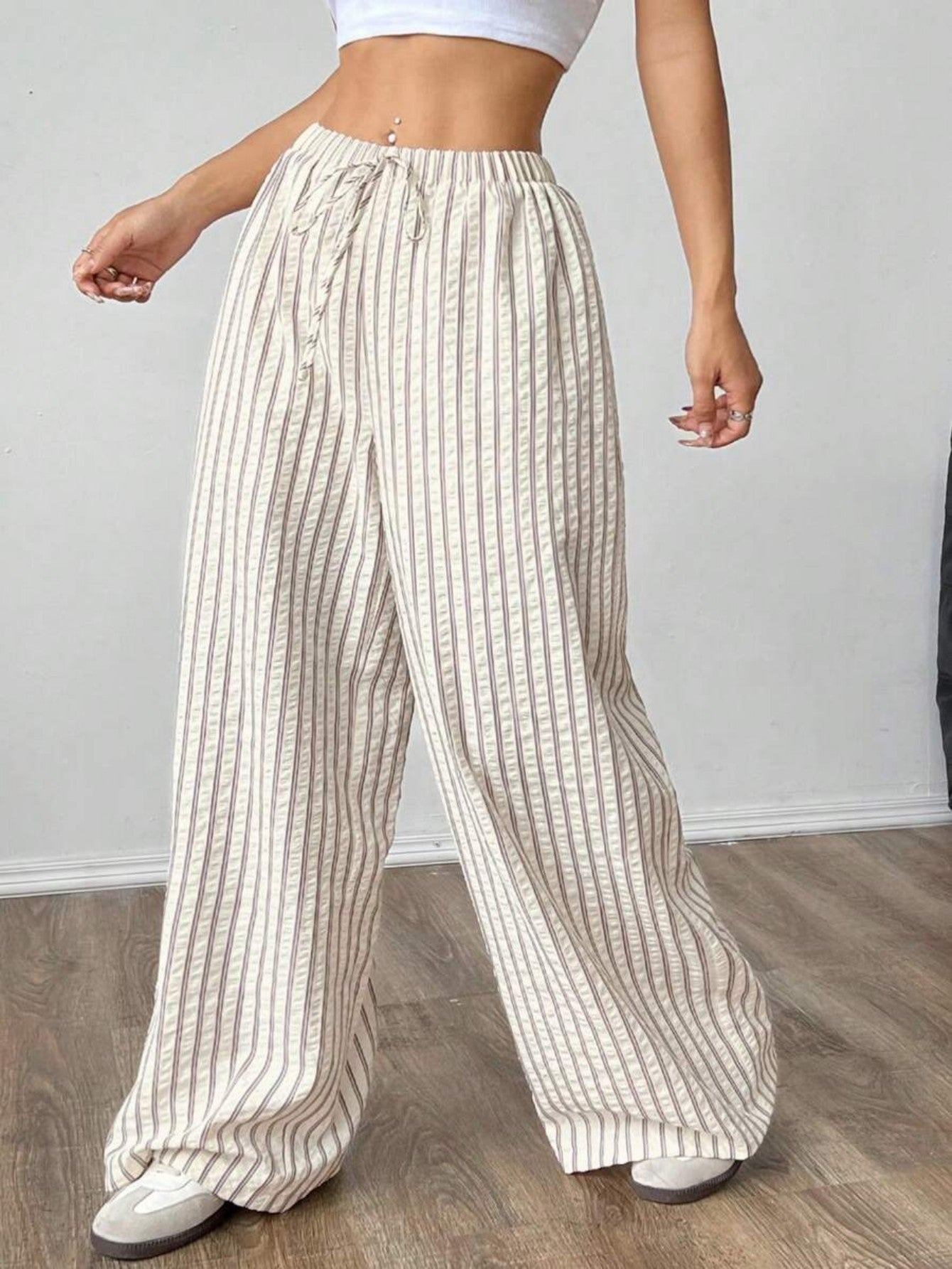 Women’s Striped Wide-Leg Pants Casual Loose High-Waist Drawstring Trousers Lightweight Versatile Wear (S-XL)