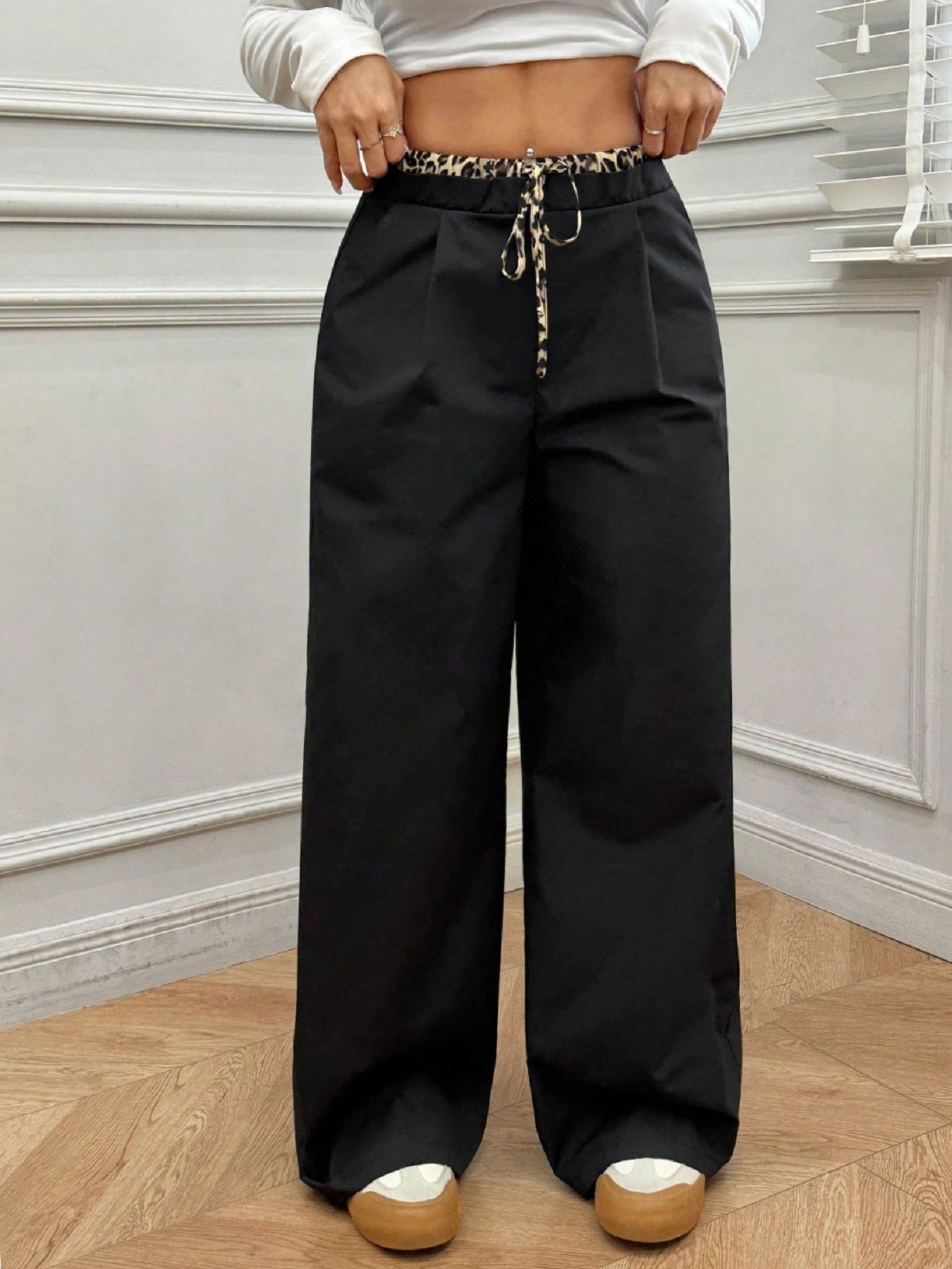 Women’s Black Wide-Leg Pants with Leopard Print Drawstring High-Waist Loose Casual Trousers Stylish Everyday Wear (S-XL)