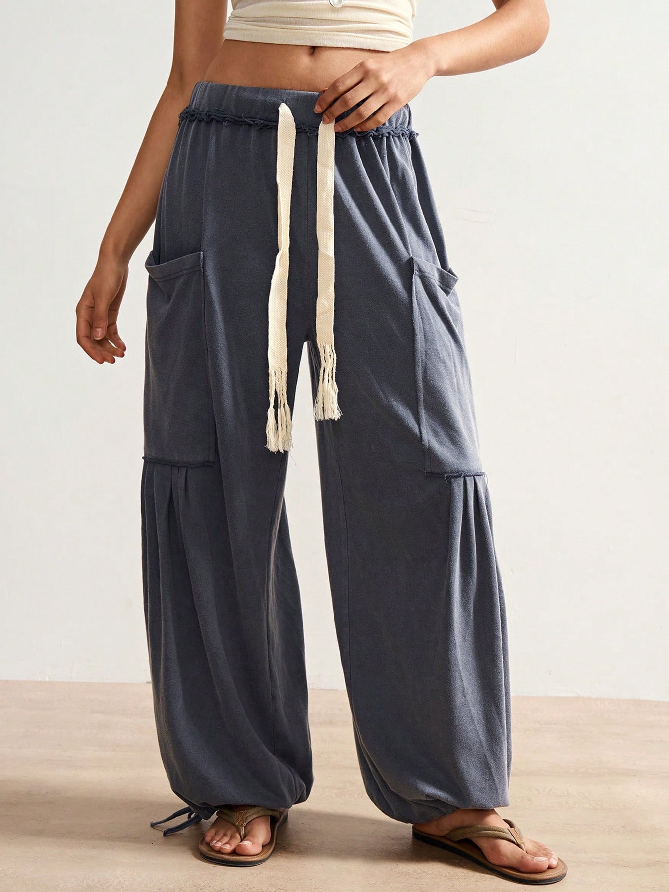 Women’s Loose Drawstring Wide-Leg Pants with Large Pockets Elastic Waist Casual Relaxed Trousers Comfortable and Stylish (S-XL)