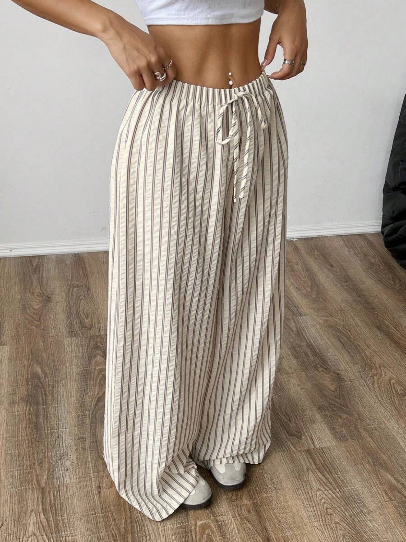Women’s Striped Wide-Leg Pants Casual Loose High-Waist Drawstring Trousers Lightweight Versatile Wear (S-XL)