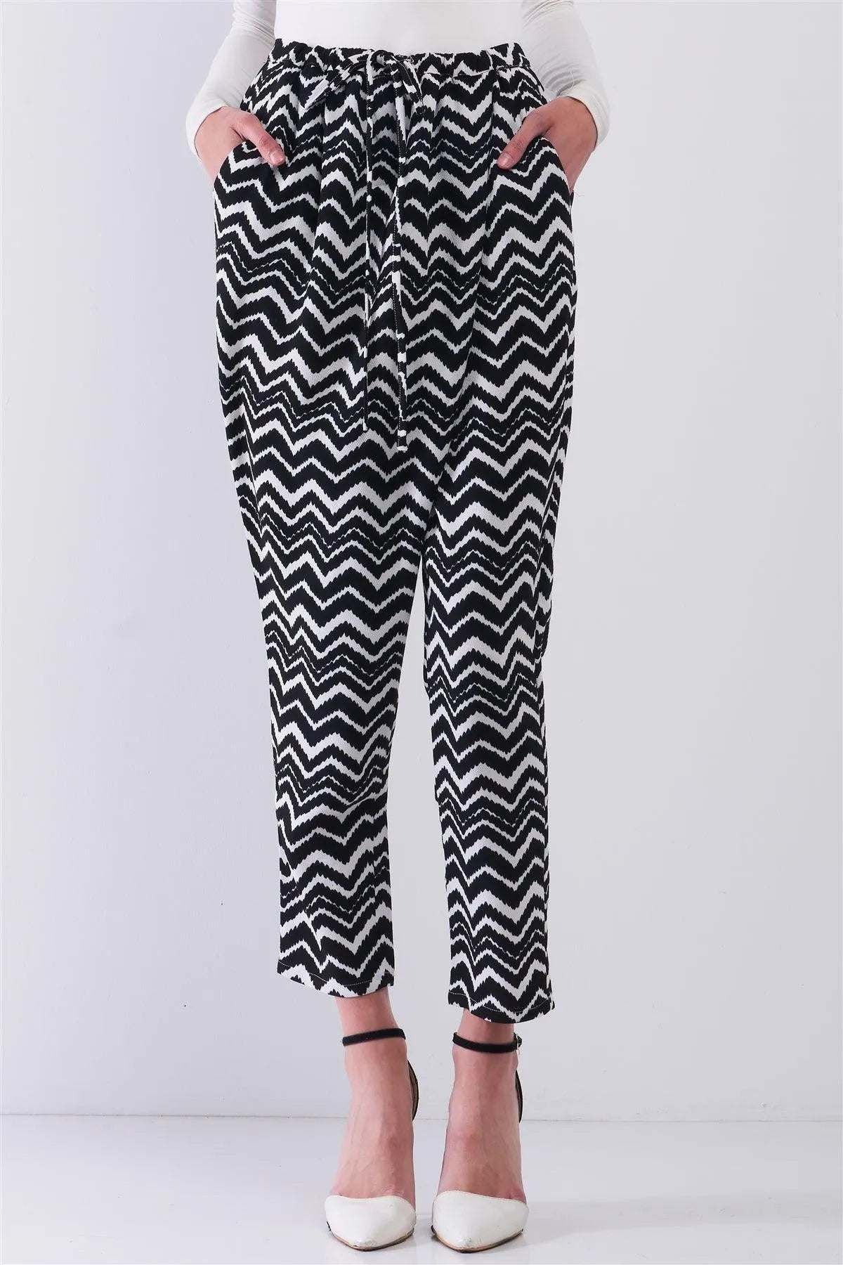 Black Zigzag Print High Waist Pegged Pants