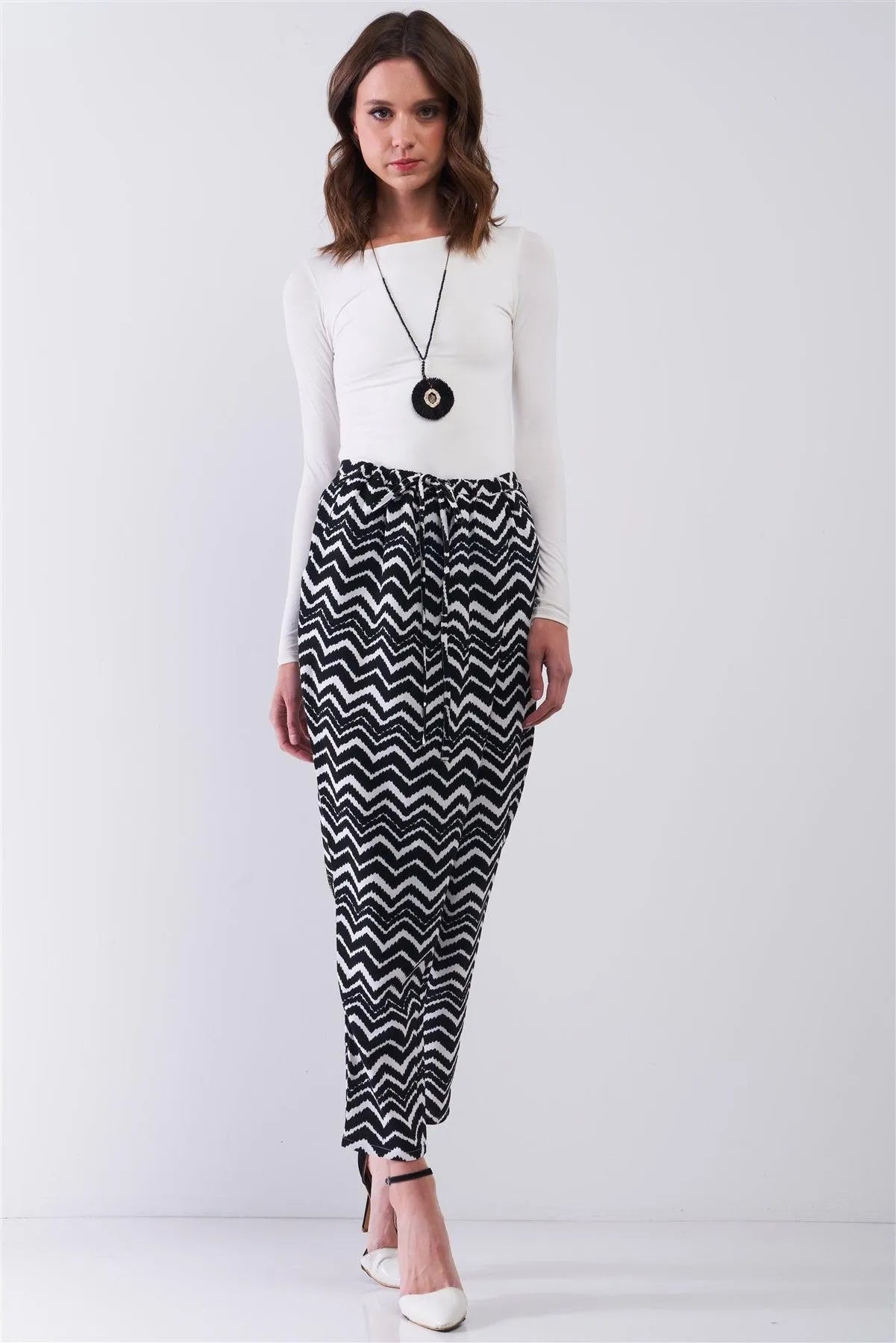 Black Zigzag Print High Waist Pegged Pants